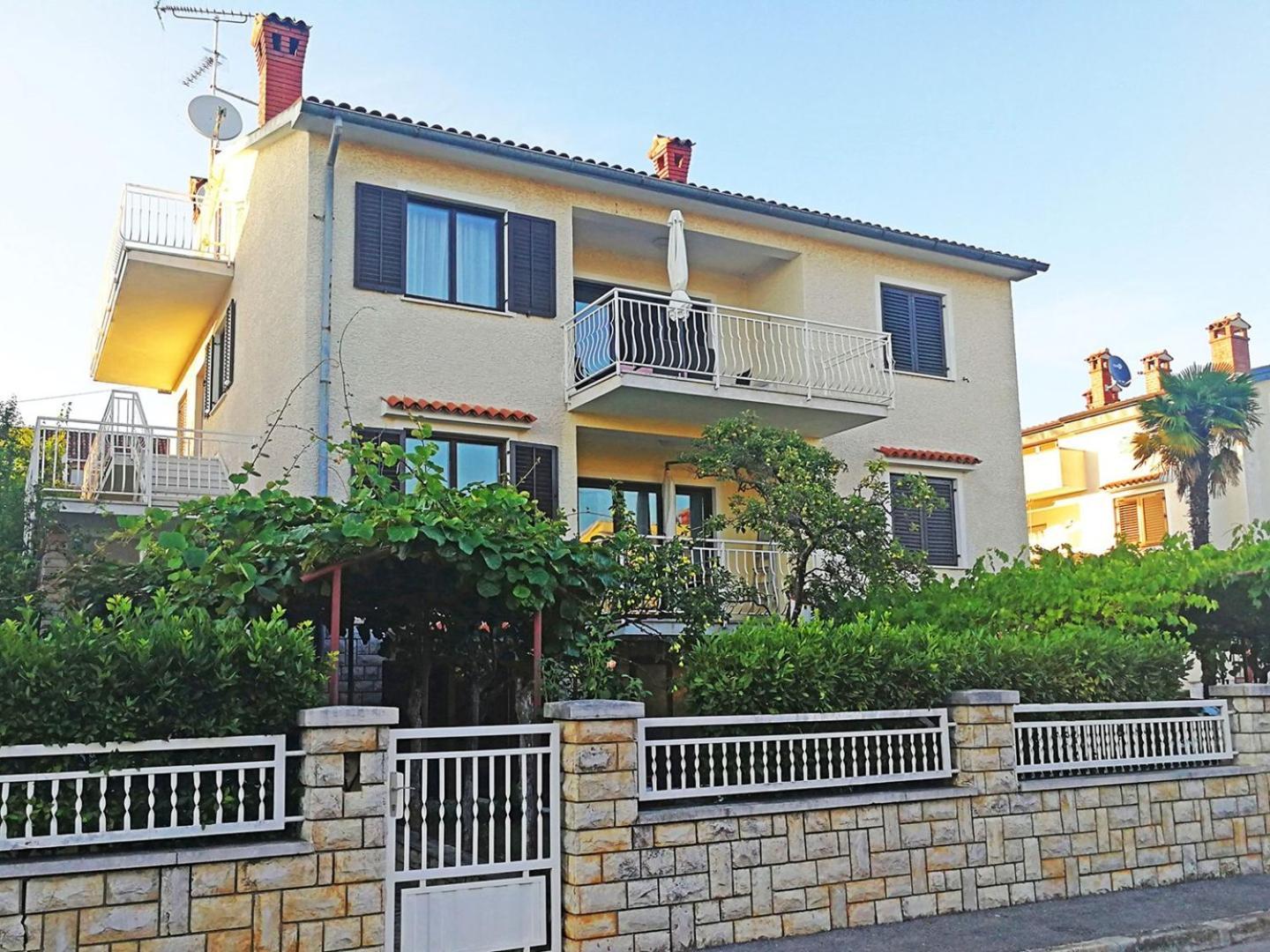 Apartment Jole - A4 -Two Bedrooms - Close To The City Center Poreč Kültér fotó